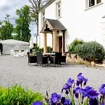 Le Château Villa