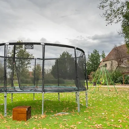 Le Chateau *
